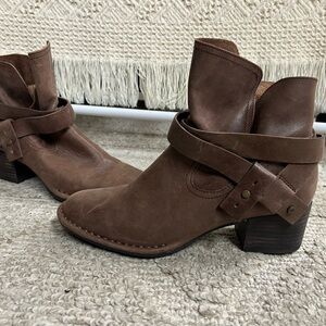 UGG Chestnut Ankle Boots with Strap